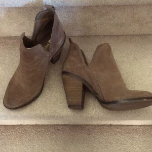 Nine West suede boots